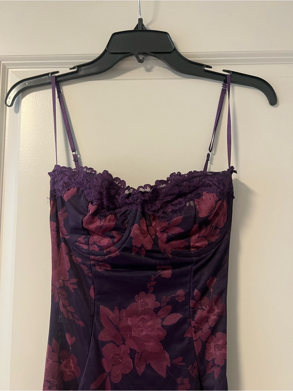 House of CB - Grape Floral Print Maxi Dress - XS